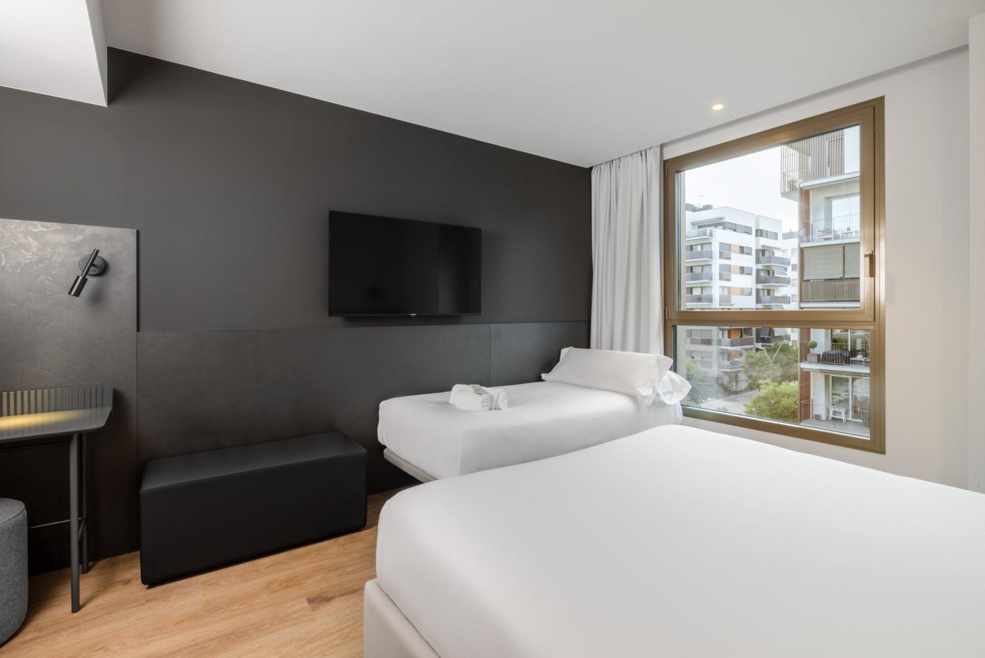 Hotel Sb Win 4 Sup Sant Feliu de Llobregat Esterno foto