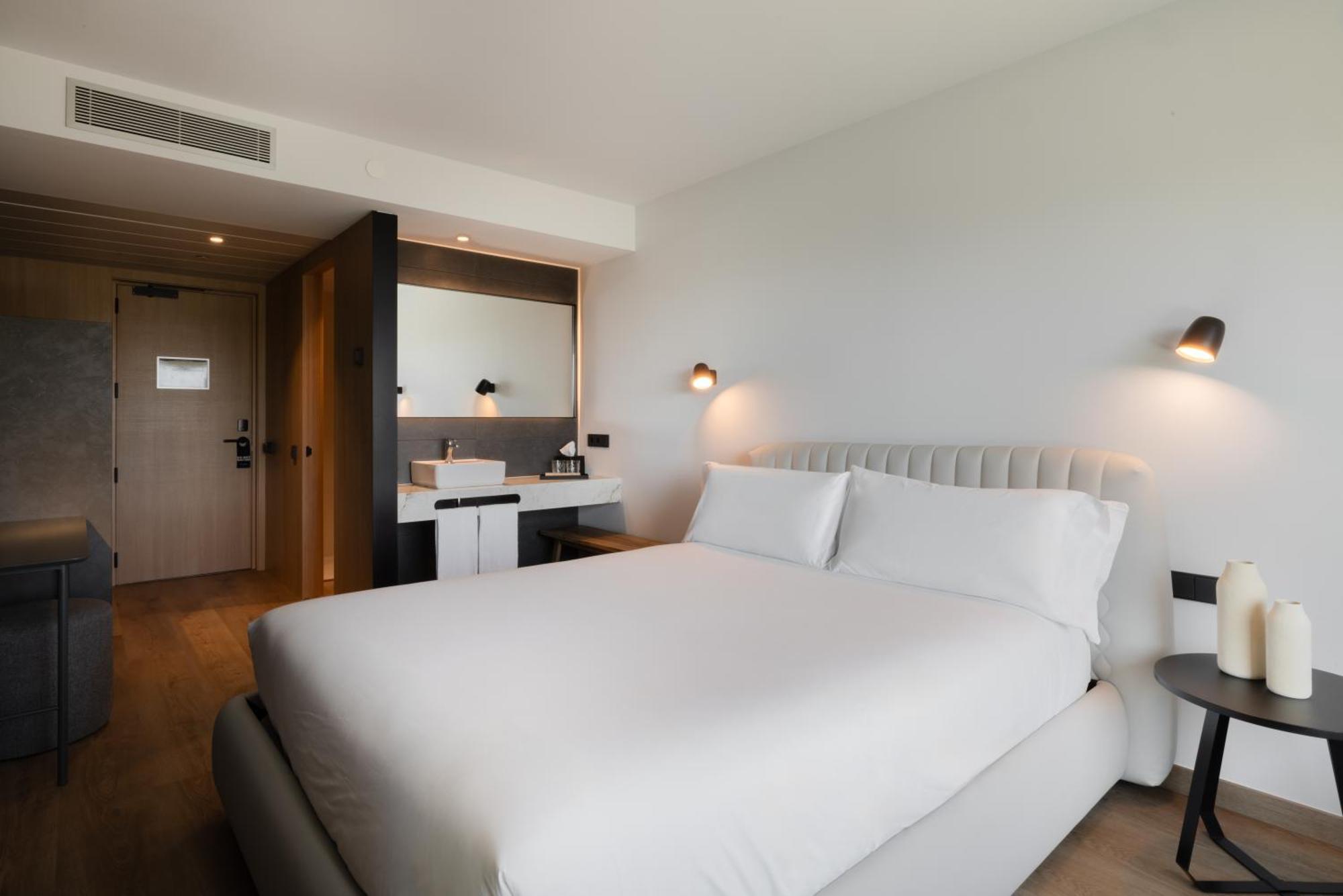 Hotel Sb Win 4 Sup Sant Feliu de Llobregat Esterno foto